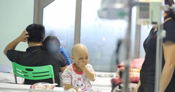 Dịch cúm bùng phát: Không tự ý điều trị bằng thuốc Tamiflu Dịch cúm bùng phát: Không tự ý điều trị bằng thuốc Tamiflu