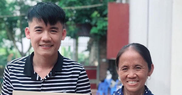 Khi con cái tận dụng cha mẹ để kiếm tiền? Khi con cái tận dụng cha mẹ để kiếm tiền?