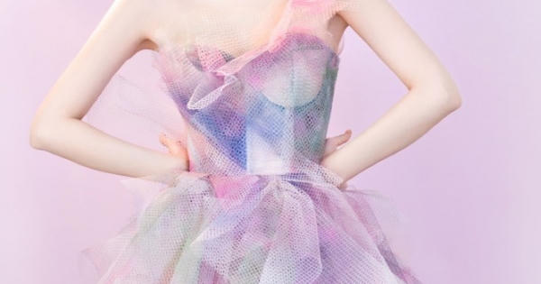 ‘Mỹ nhân Tân Cương’ bị nhầm với Ngọc Trinh đẹp như công chúa cổ tích