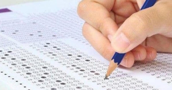 Gian lận thi cử tinh vi: Để trống đáp án, dễ nâng điểm? Gian lận thi cử tinh vi: Để trống đáp án, dễ nâng điểm?