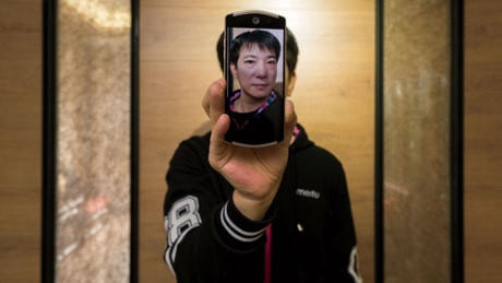 Kiếm tỷ đô nhờ ứng dụng thần thánh 'chân dài, da trắng, dáng thon'