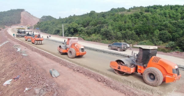 Quảng Ninh: Khẳng định những dấu ấn phát triển kinh tế trong một năm đầy khó khăn, thử thách