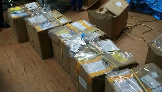 Phát hiện 11 bưu kiện thảo mộc khô nghi chứa chất ma túy