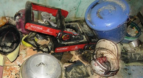 Nổ bình ga mini người đàn ông bị đứt rời ngón tay Nổ bình ga mini người đàn ông bị đứt rời ngón tay