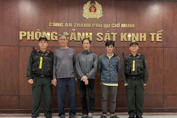 Triệt phá xưởng thuốc đông y giả trộn thuốc giảm đau đánh lừa người tiêu dùng