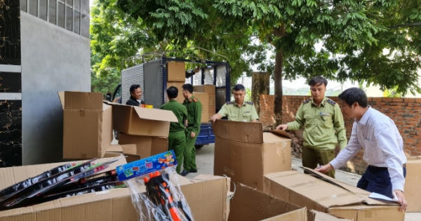 Vĩnh Phúc: Thu giữ gần 2.000 khẩu súng nhựa, đồ chơi nguy hiểm không rõ nguồn gốc
