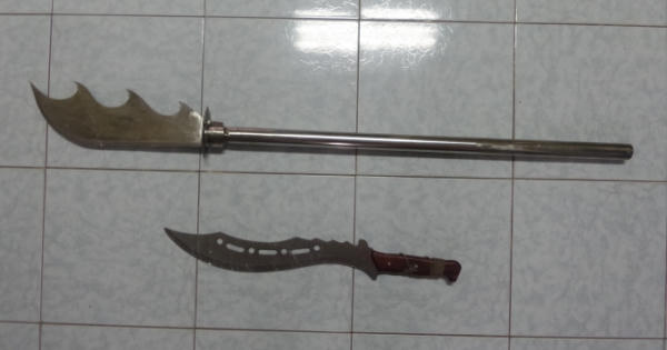 TP HCM: Côn đồ mang dao truy sát con nợ như trong phim