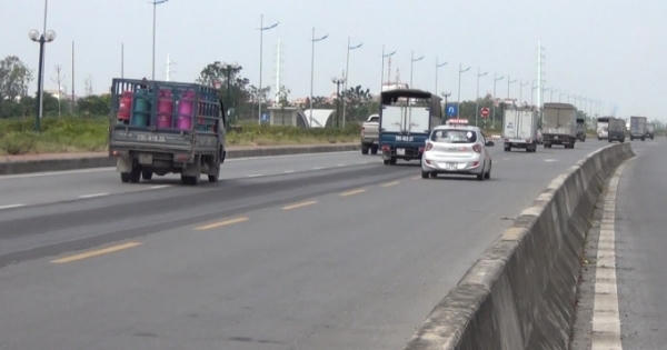 Bản tin Giao thông Plus ngày 20/10/2016: Nhiều đoạn trên đường 5 kéo dài xuất hiện hằn lún