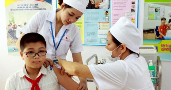 Hỗ trợ hệ thống dây chuyền lạnh cho tiêm chủng