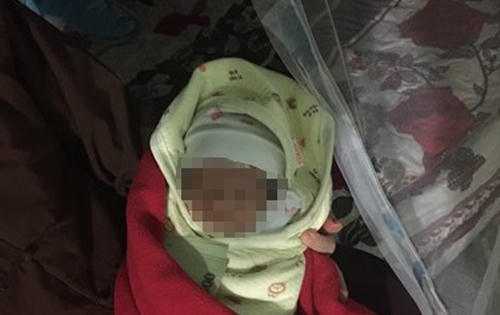 Thanh Hóa: Vứt trẻ sơ sinh nơi cửa thiền nhờ cưu mang Thanh Hóa: Vứt trẻ sơ sinh nơi cửa thiền nhờ cưu mang