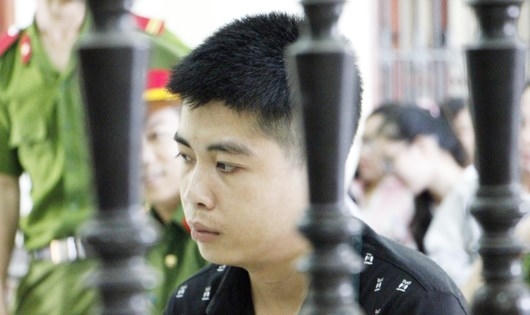 Kẻ sát hại cặp vợ chồng để cướp hoa tai phải đền mạng