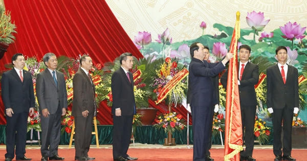Giữ vững và phát huy hơn nữa vai trò lãnh đạo của Đảng