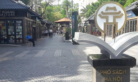Điểm cộng của phố sách sau nửa tháng đi vào hoạt động Điểm cộng của phố sách sau nửa tháng đi vào hoạt động
