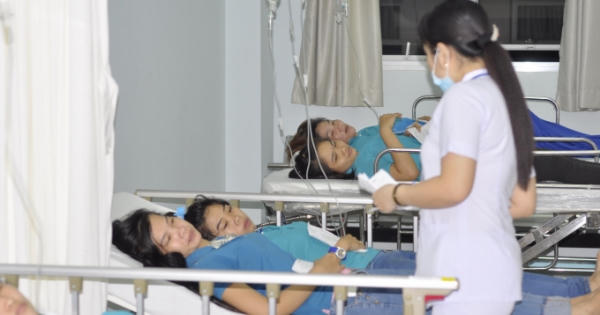 Hà Giang: Đi ăn cỗ, 3 người tử vong do ngộ độc thức ăn