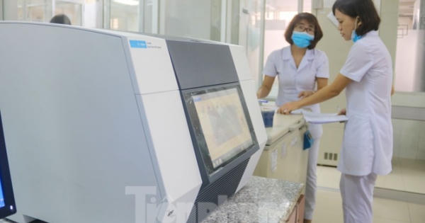 Giá 1,4 tỷ đồng, máy phục vụ xét nghiệm COVID-19 của Đà Nẵng hoạt động như thế nào?