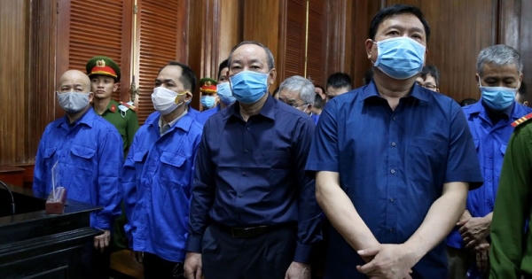 Ông Đinh La Thăng: 'Ai trực tiếp thực hiện, người đó chịu'