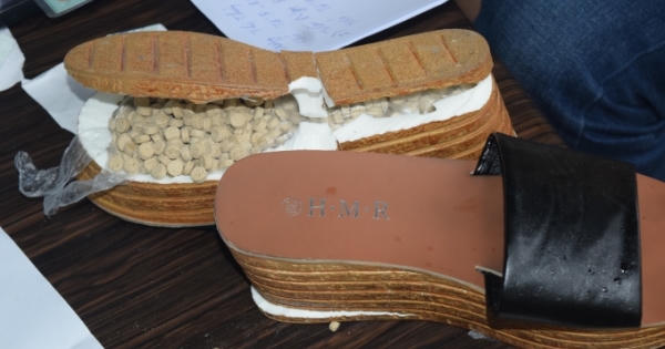 Đôi vợ chồng “hờ” buôn ma túy, có nhiều thủ đoạn cất giấu tinh vi