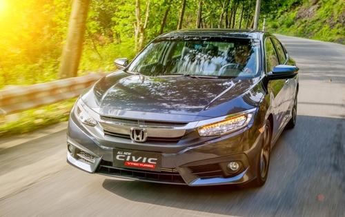 Thu hồi 300 xe Honda Civic tại Việt Nam