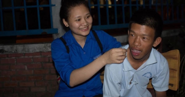 Những lớp học không bụi phấn mà tràn ngập tình thương Những lớp học không bụi phấn mà tràn ngập tình thương