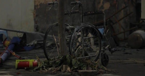 Clip: Nổ bốt điện quận Hà Đông khiến ít nhất 5 người phải nhập viện