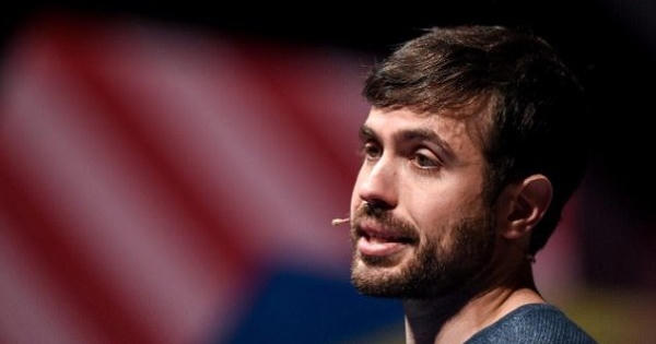 Cha đẻ của nút “Like” trên Facebook tìm mọi cách để đoạn tuyệt với mạng xã hội