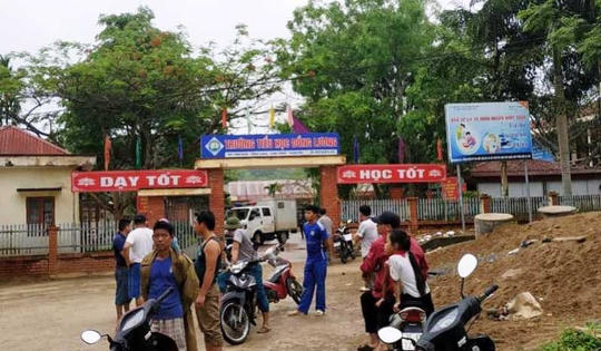 NÓNG: Kinh hoàng con nghiện xông vào trường chém gục 6 cô trò, 1 học sinh tử vong