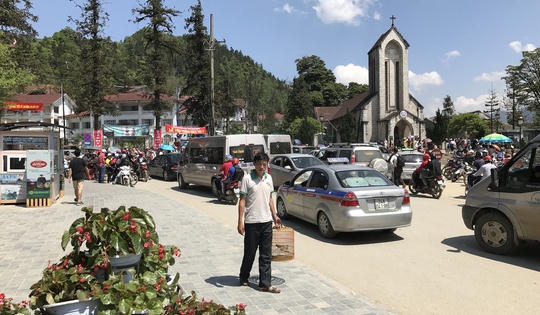 Nuối tiếc trước một Sa Pa "khác lạ"