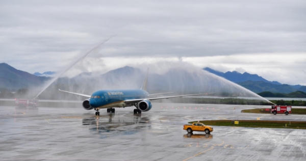 Vietnam Airlines khai trương đường bay TP Hồ Chí Minh - Vân Đồn