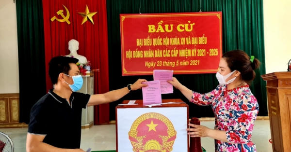 UBTVQH sẽ nghe báo cáo sơ bộ kết quả bầu cử UBTVQH sẽ nghe báo cáo sơ bộ kết quả bầu cử
