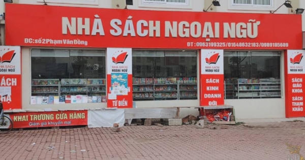 Nhà sách Ngoại ngữ bị xử phạt hành chính vì phát hành xuất bản phẩm in, nhân bản lậu