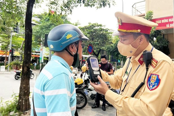 Hơn 2.500 trường hợp vi phạm nồng độ cồn ngày 16/2