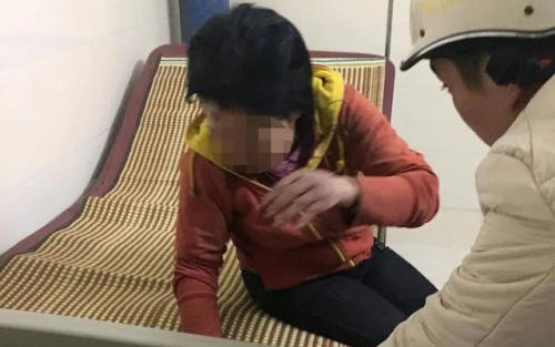Nghệ An: "Phi công" dùng thanh sắt đâm vào vùng kín của người tình vì ghen tuông