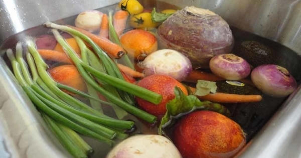 Khó tin biến rau quả nhiễm độc thành an toàn?