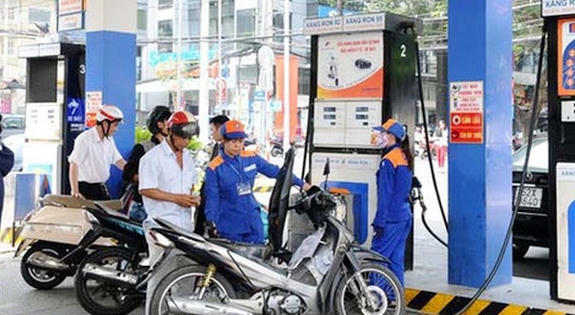 Chiều nay 26/12, giá xăng có thể tiếp tục tăng mạnh Chiều nay 26/12, giá xăng có thể tiếp tục tăng mạnh