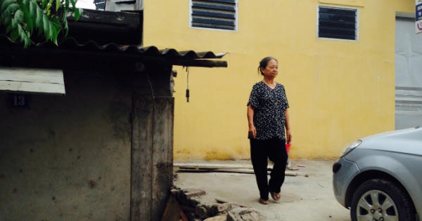 Hà Nội: Phá bếp hàng xóm làm chỗ để ô tô