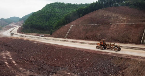 Thủ tướng Chính phủ: Cao tốc Bắc Nam phải là công trình mẫu mực