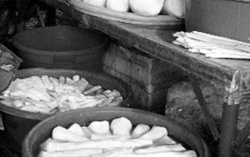 Báo động thực phẩm "ngậm" hóa chất vàng ô Báo động thực phẩm "ngậm" hóa chất vàng ô