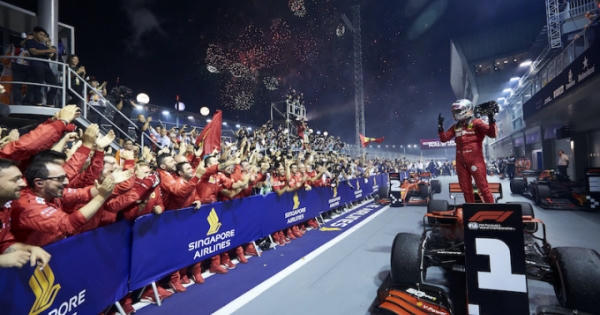 Đường đua công thức 1 Hà Nội mở bán 2 khán đài cuối và hạng vé Paddock Club Đường đua công thức 1 Hà Nội mở bán 2 khán đài cuối và hạng vé Paddock Club