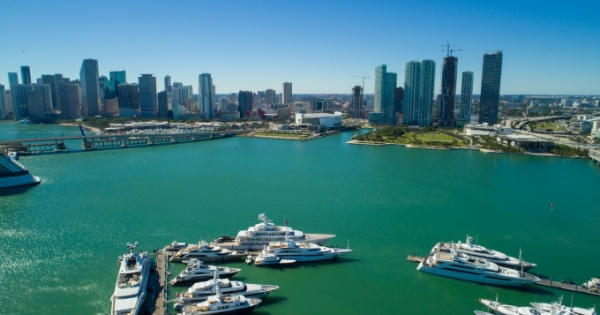 “Sức nóng” bất động sản bên bến du thuyền: Từ Miami đến vịnh di sản “Sức nóng” bất động sản bên bến du thuyền: Từ Miami đến vịnh di sản