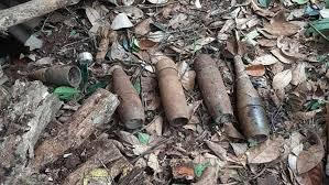 Kon Tum: Đầu đạn bất ngờ phát nổ, nhiều người nhập viện