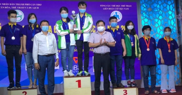 Giải cờ vua đồng đội toàn quốc 2021 kết thúc sớm 3 ngày
