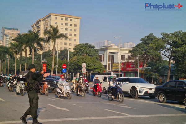 Phân luồng giao thông phục vụ Chương trình nghệ thuật đặc biệt Chào mừng thành công Đại hội đại biểu toàn quốc