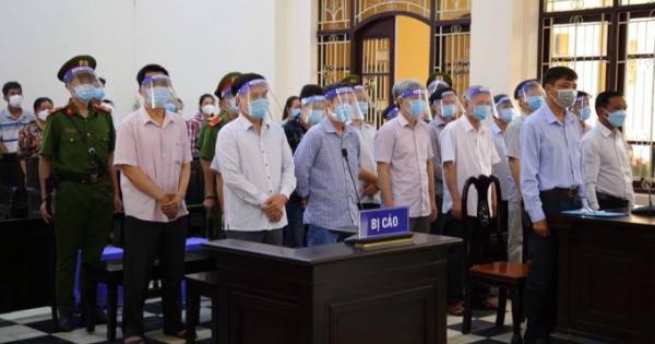 Cựu Chủ tịch UBND TP Trà Vinh hầu tòa Cựu Chủ tịch UBND TP Trà Vinh hầu tòa