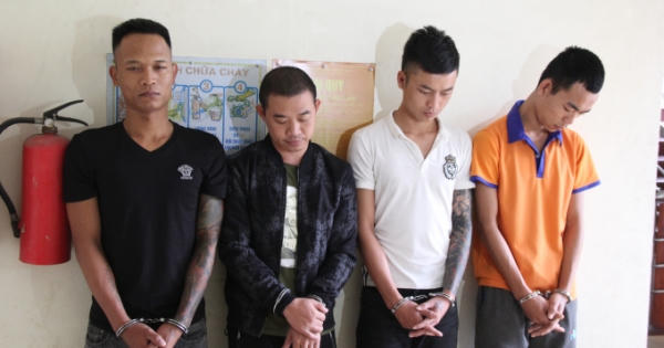 Nghệ An: Tóm gọn nhóm đối tượng dùng chất bẩn, thuốc diệt cỏ... ném vào nhà dân ép trả nợ