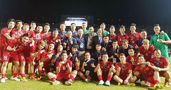 HLV Park Hang-seo hẹn tái ngộ thành viên Á quân King's Cup vào tháng 9