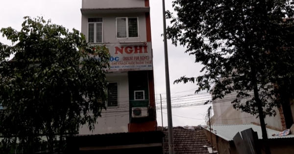 Bình Dương: Phát hiện cô gái tử vong trong tư thế treo cổ tại nhà nghỉ
