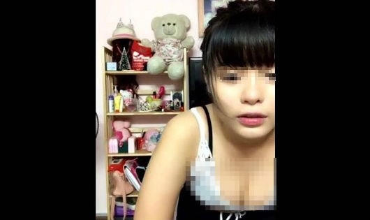 Giới trẻ dùng live stream để “làm loạn”?