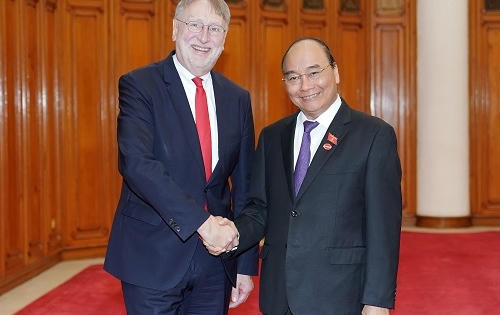 Thủ tướng tiếp đoàn Ủy ban Thương mại quốc tế Nghị viện châu Âu Thủ tướng tiếp đoàn Ủy ban Thương mại quốc tế Nghị viện châu Âu