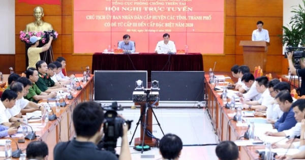 Cả nước tồn đọng 7.042 vụ vi phạm pháp luật về đê điều Cả nước tồn đọng 7.042 vụ vi phạm pháp luật về đê điều