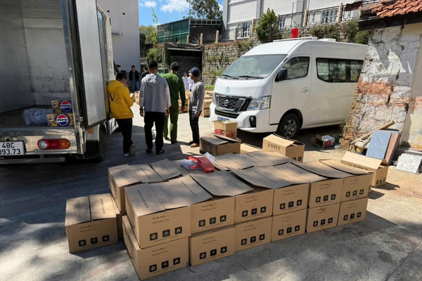 Phát hiện cơ sở sản xuất hơn 7 tấn cà phê nghi giả tại Lâm Đồng